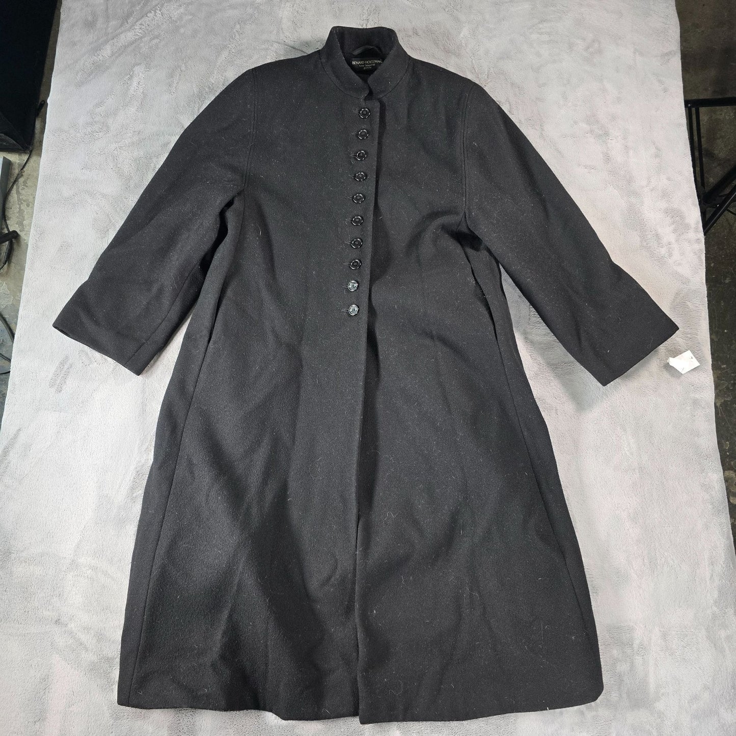 Vintage 1980s Bernard Holtzman Harve Bernard Women's Petite Black Long Coat (L)