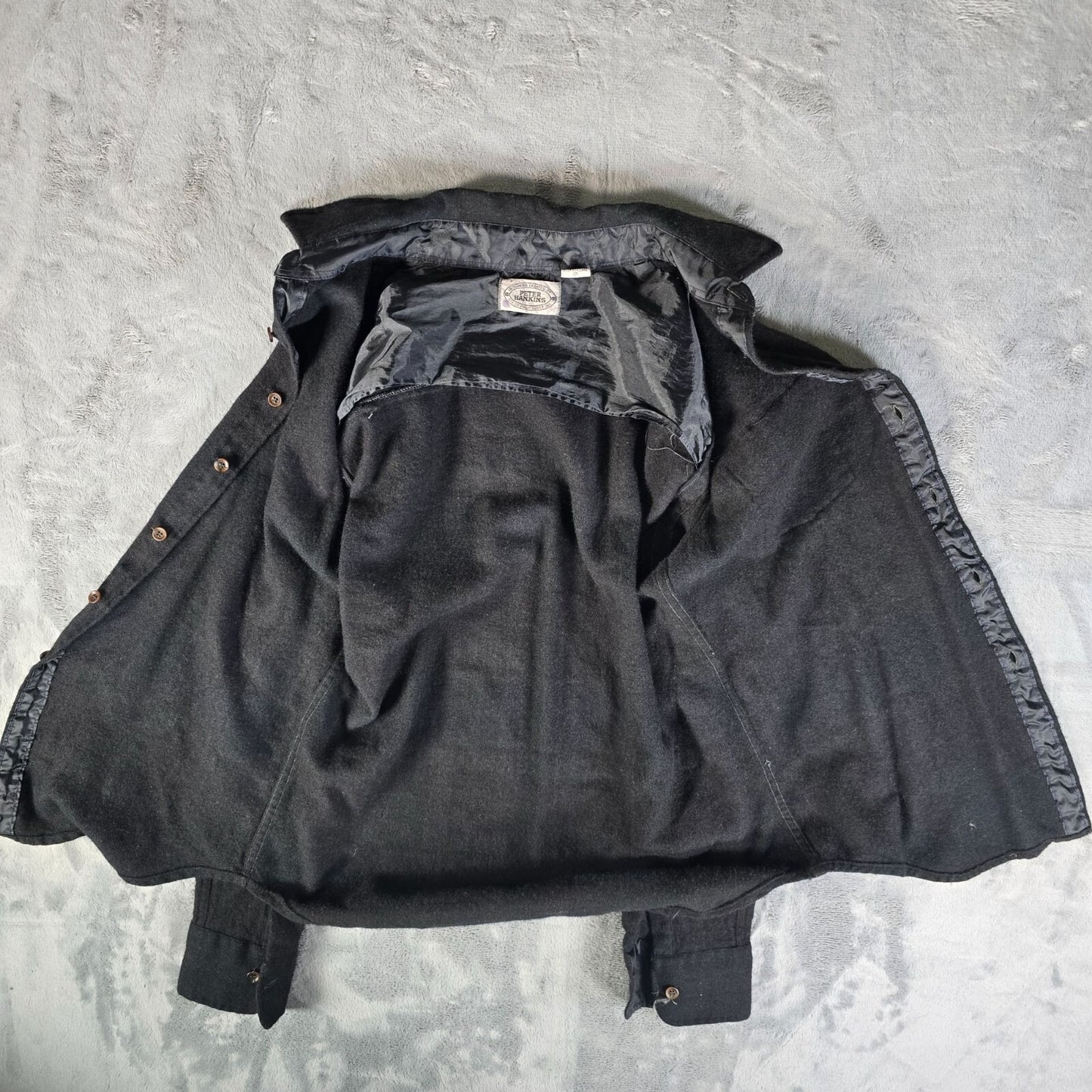 Vintage 1980s Peter Hankins Faded Black Wool Blend Button-Up Flannel Shirt (M)