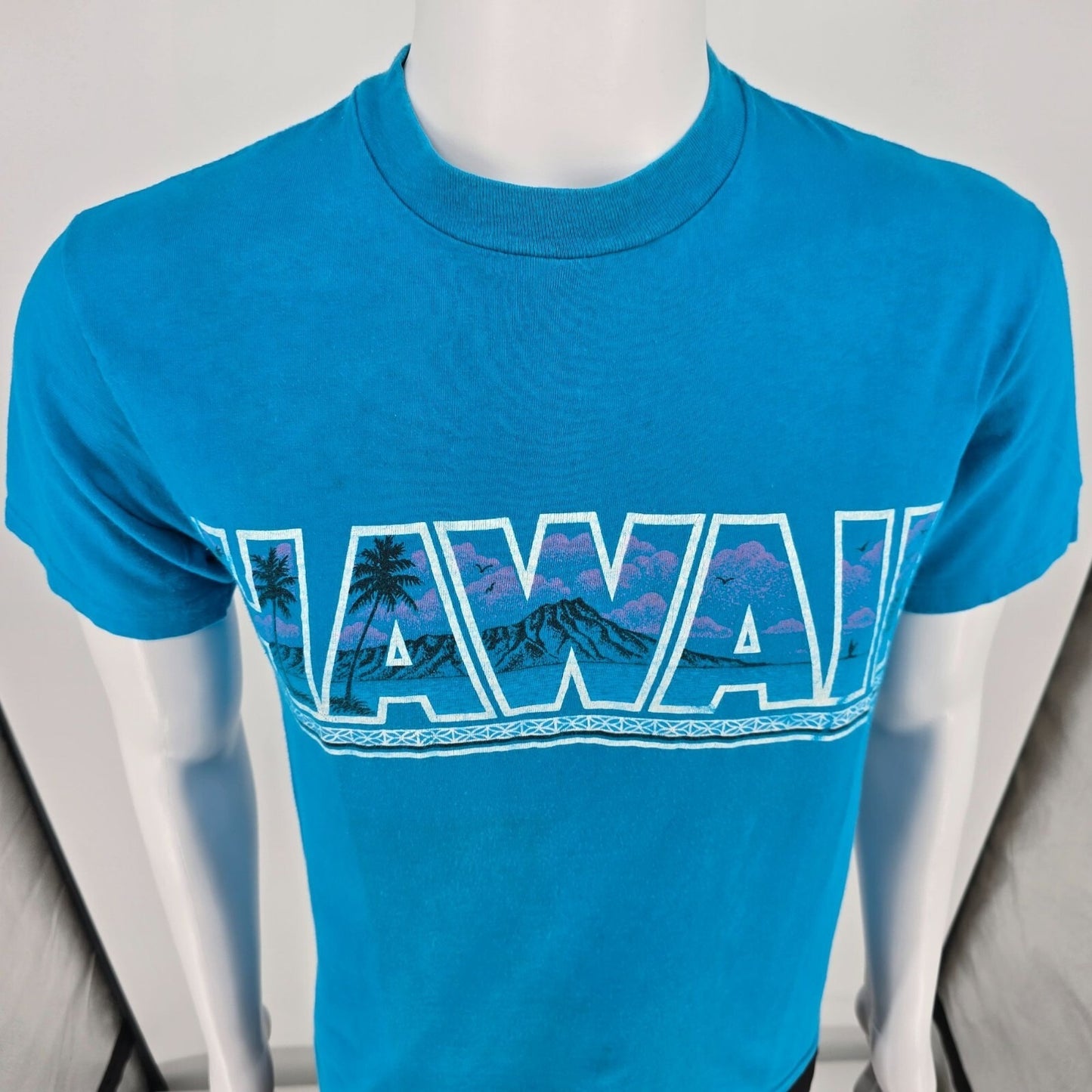 Vintage 1980s Hanes Beefy-T IHB Surf Style Hawaii Graphic Souvenir T-Shirt (S)