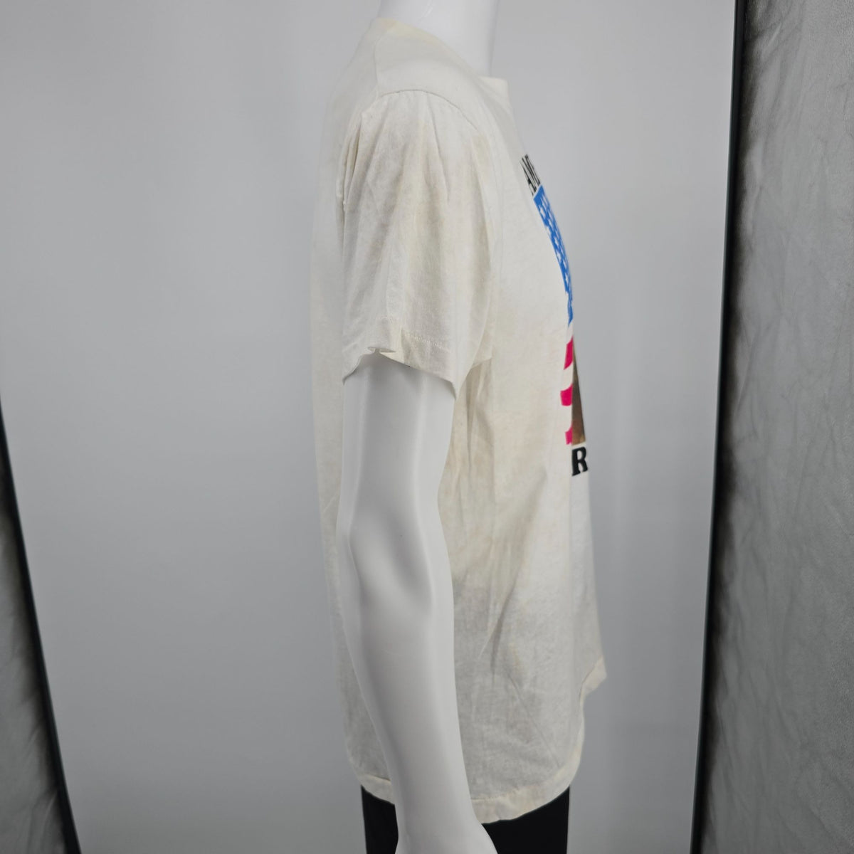 Distressed Vintage 1980s Oliver North American Patriot Iran-Contra T-Shirt (L)