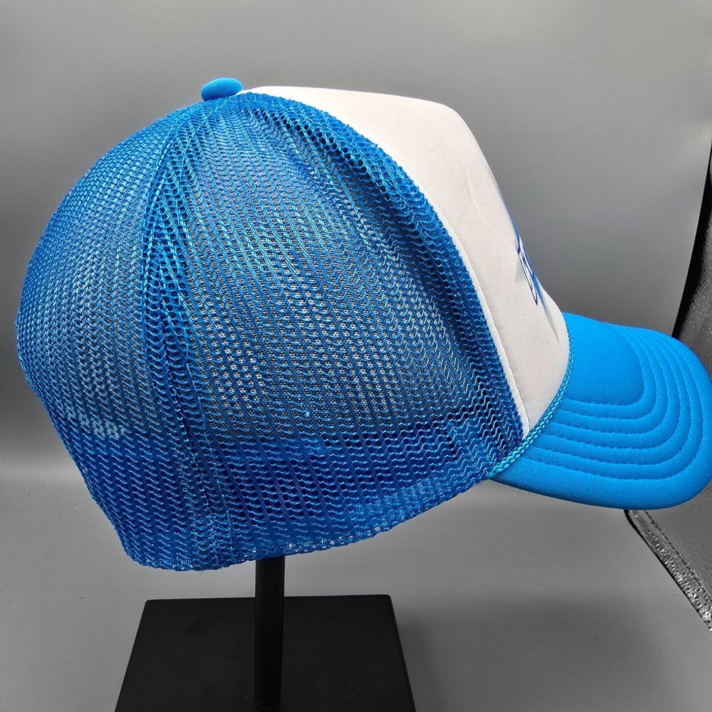 STARGIRL Blue & White Mesh-Back Snapback Otto Trucker Hat *Fair Condition