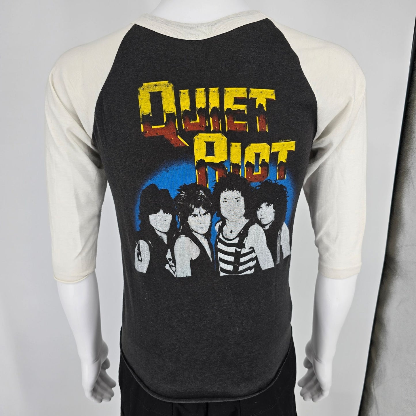 Vintage 1980s Quiet Riot Metal Health Tour Raglan Jersey Concert T-Shirt (S)