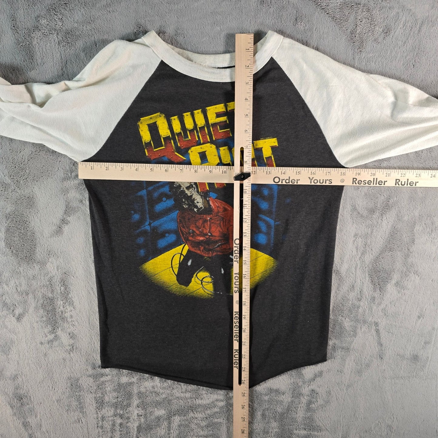 Vintage 1980s Quiet Riot Metal Health Tour Raglan Jersey Concert T-Shirt (S)