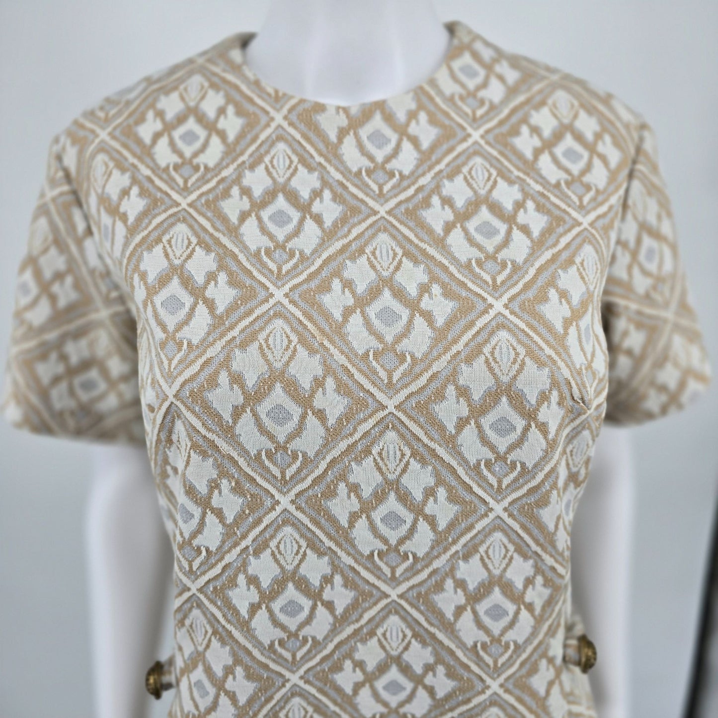 Vintage 1960s Mod Tan/Cream/Gray Metal Zipper Jacquard Knit Mini Shift Dress (L)