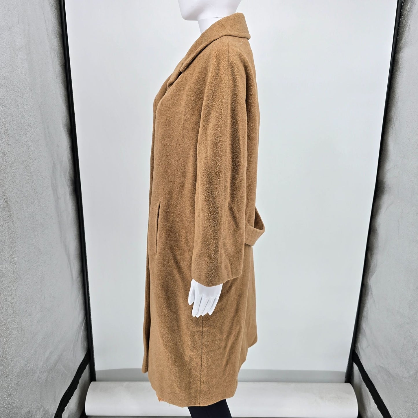 Vintage 1960s USA Union Made Tan/Camel Bouclé Wool Single-breasted Coat (L)