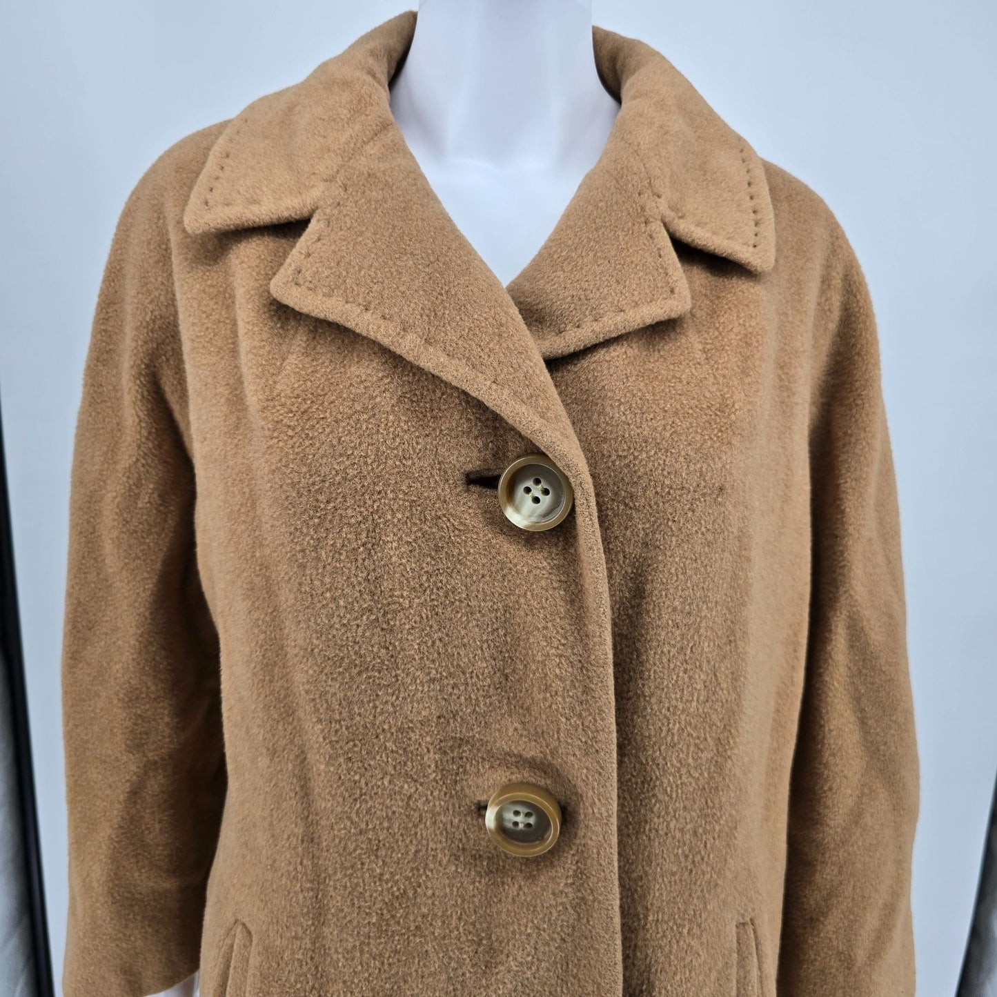Vintage 1960s USA Union Made Tan/Camel Bouclé Wool Single-breasted Coat (L)