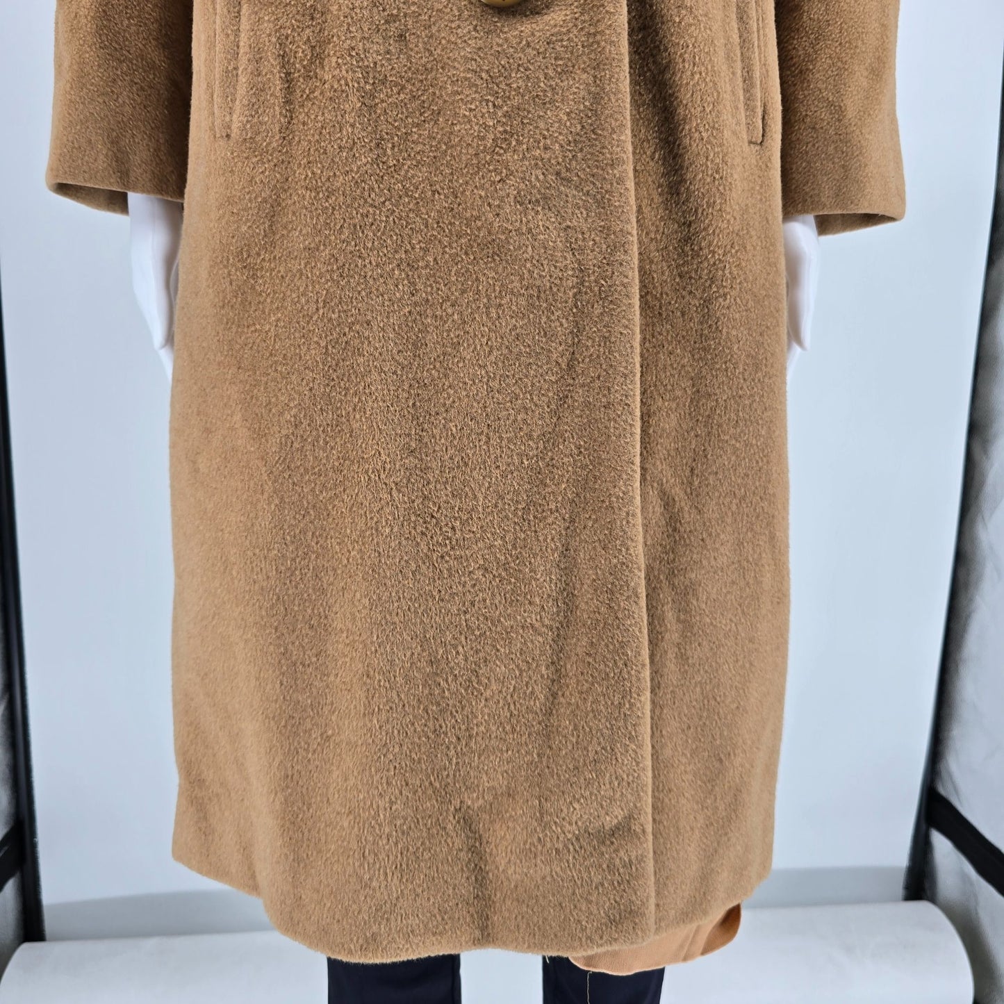 Vintage 1960s USA Union Made Tan/Camel Bouclé Wool Single-breasted Coat (L)