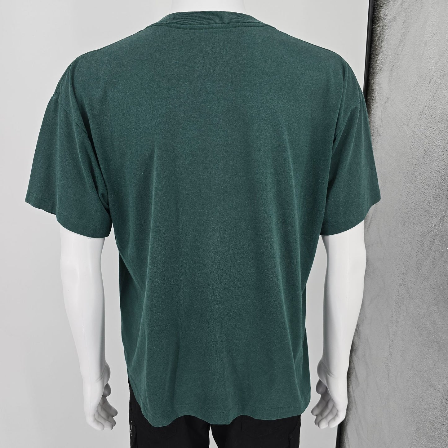 Vintage 1990s Green Battenburg-Style Lace Heart Doily Applique T-Shirt (L/XL)