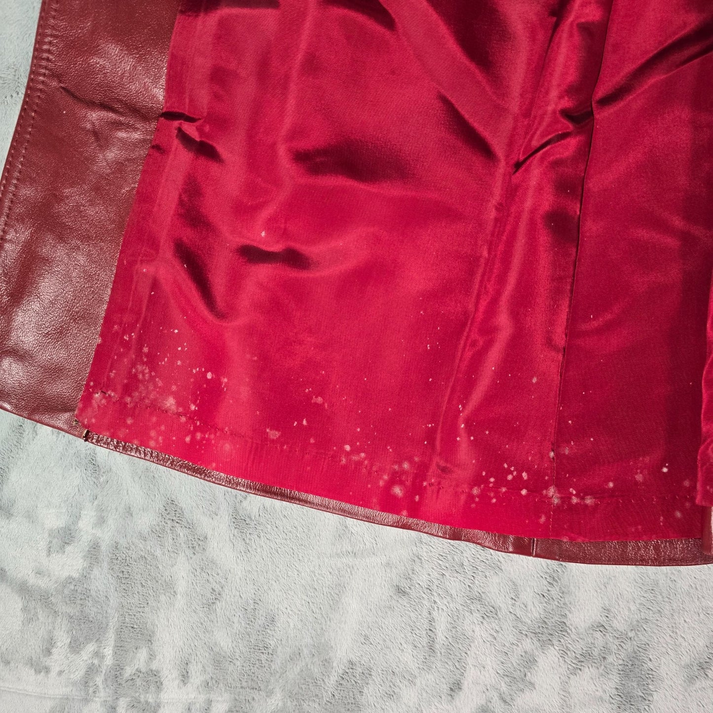 Vintage 1970s Unbranded Women's Red Leather Wide Collar Belted Trench Coat (M)