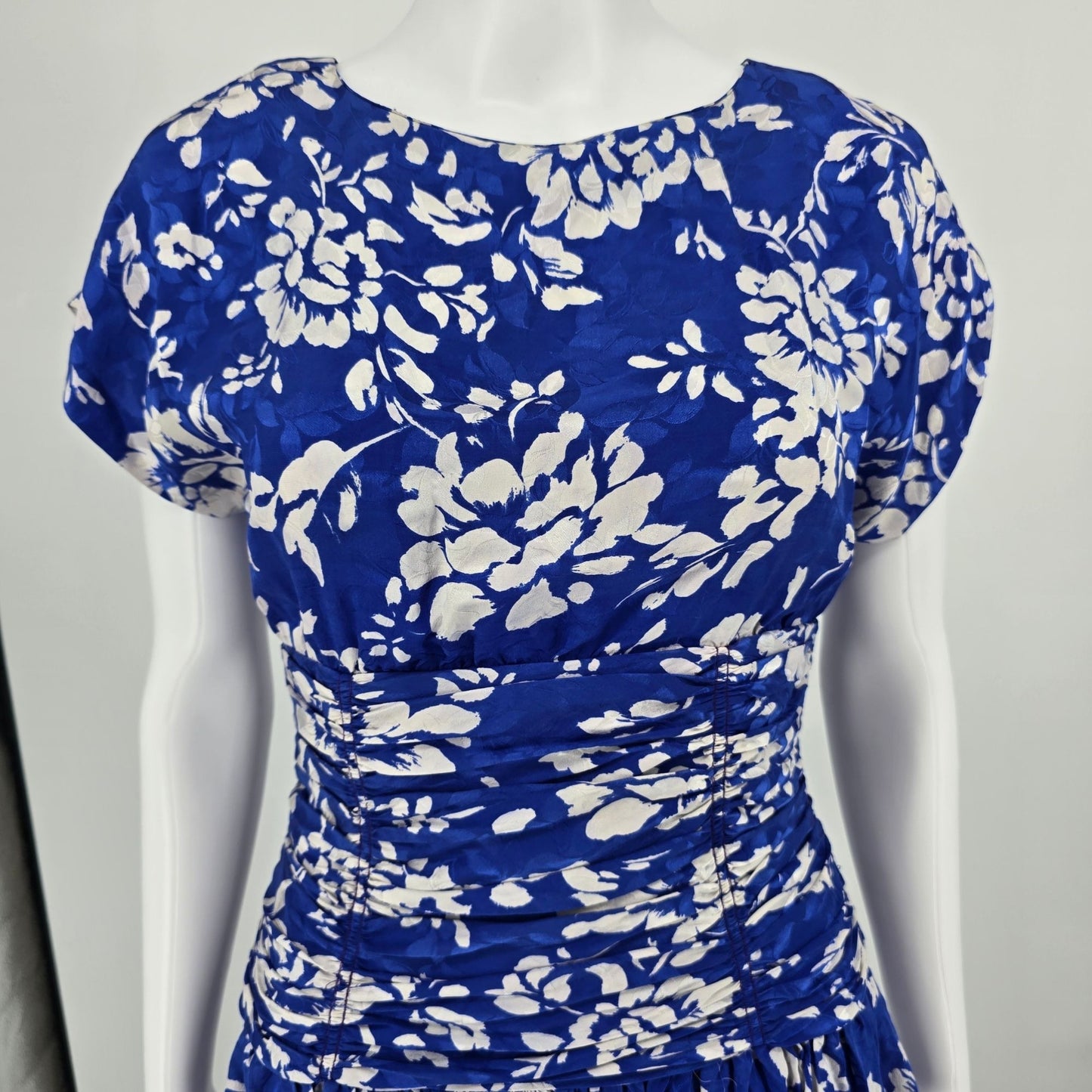 Vintage 1980s Maggy London Jeannene Booher Blue/White Floral Silk Dress (XS/S)