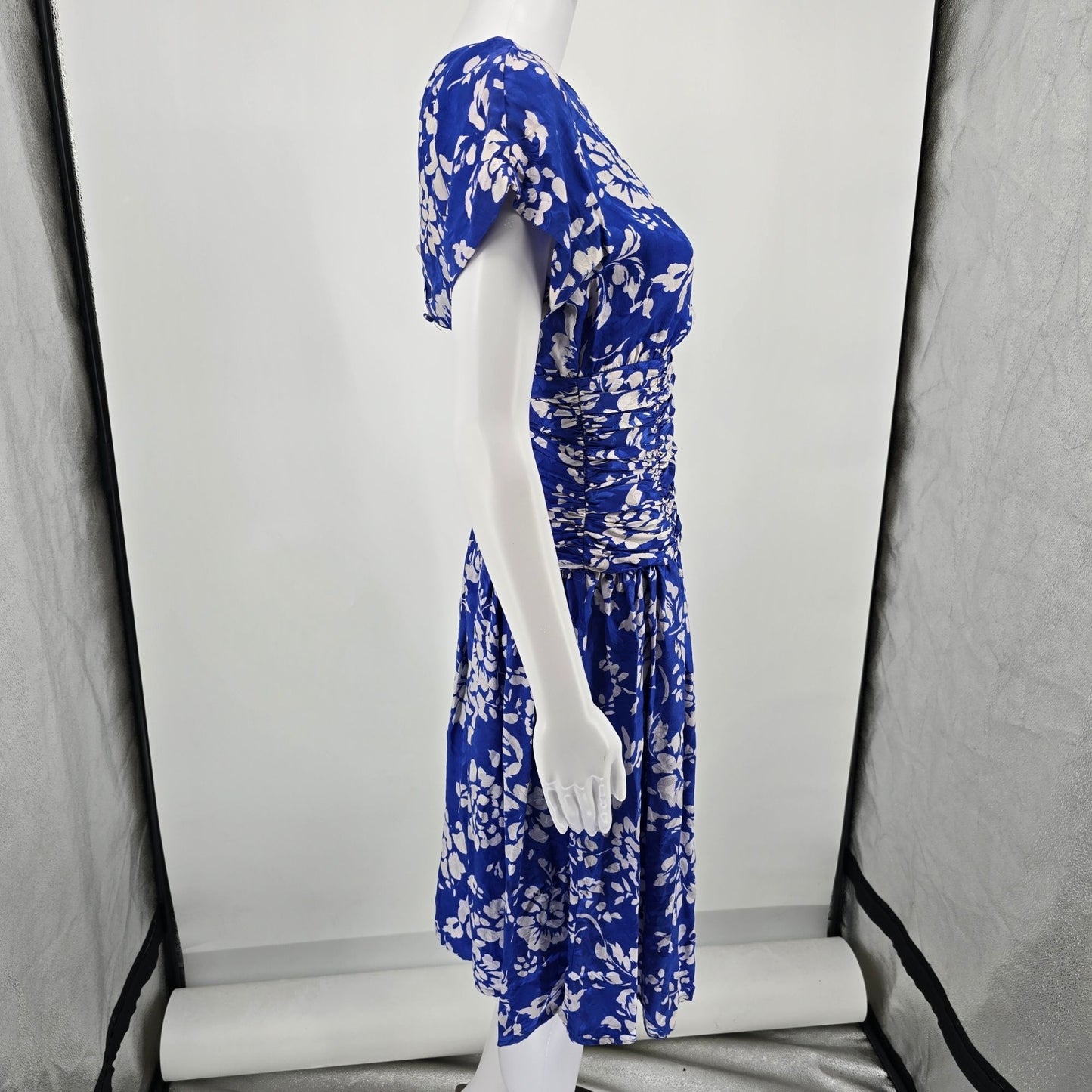 Vintage 1980s Maggy London Jeannene Booher Blue/White Floral Silk Dress (XS/S)