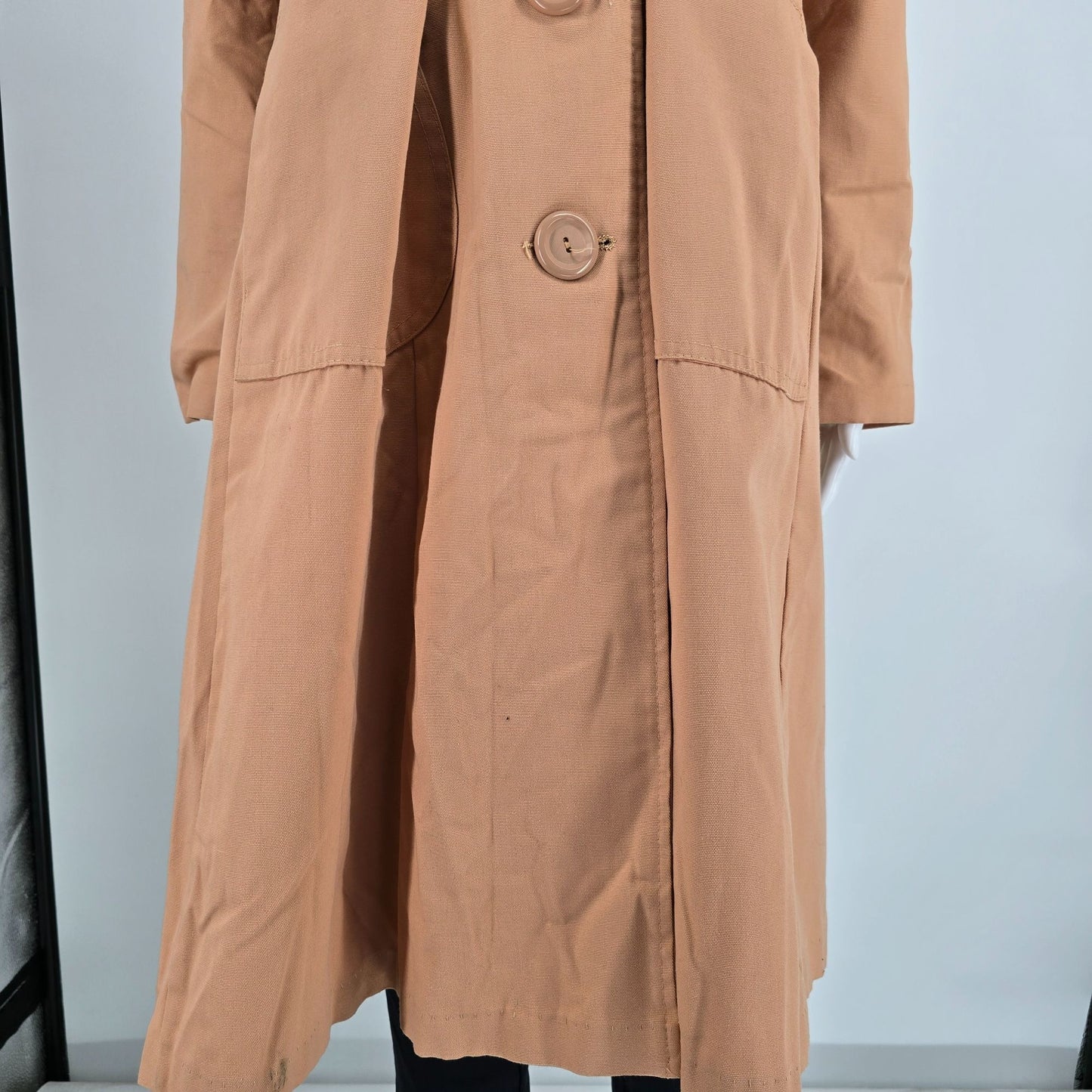 Vintage 1960s Unbranded Women's Peach Single-breasted Belted Trench Coat (M/L)