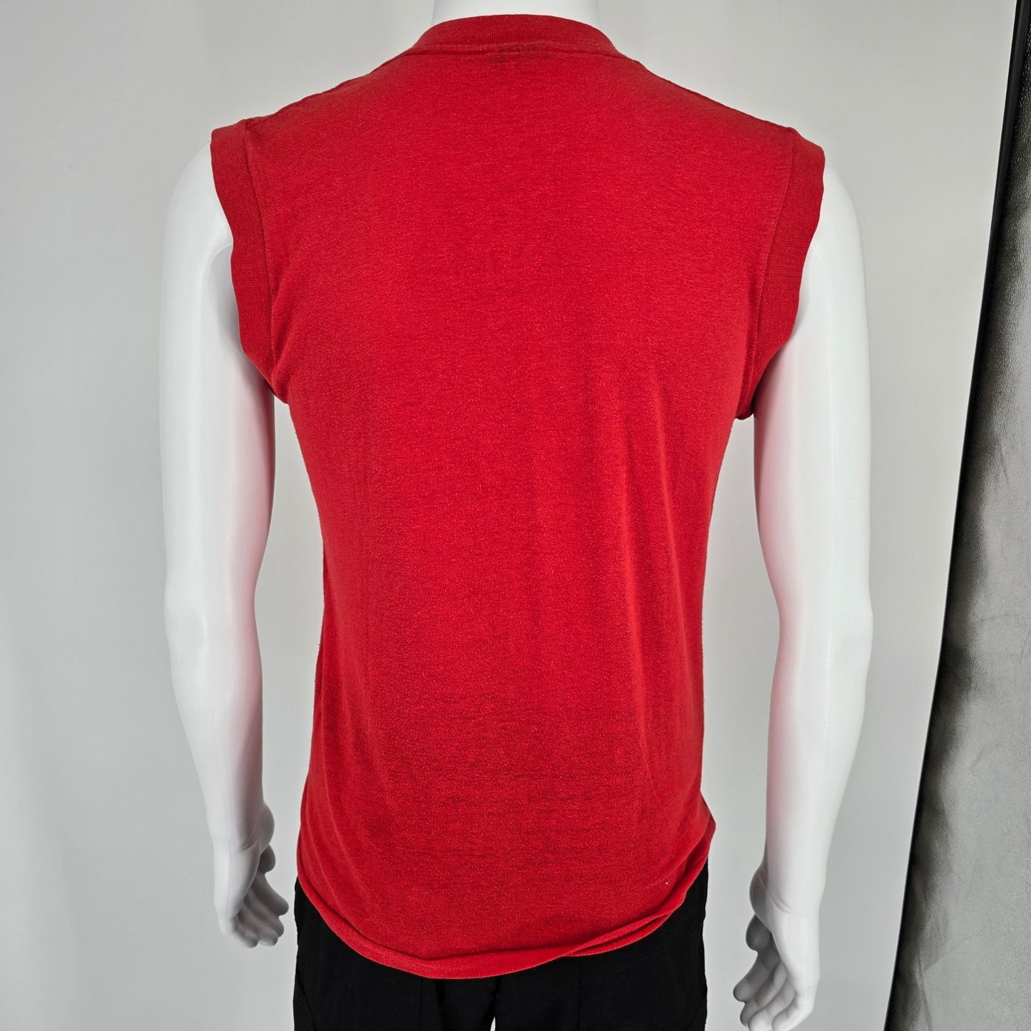 Vintage 1980s Touch of Gold UB40 Red Sleeveless Muscle Band T-Shirt (S/M)