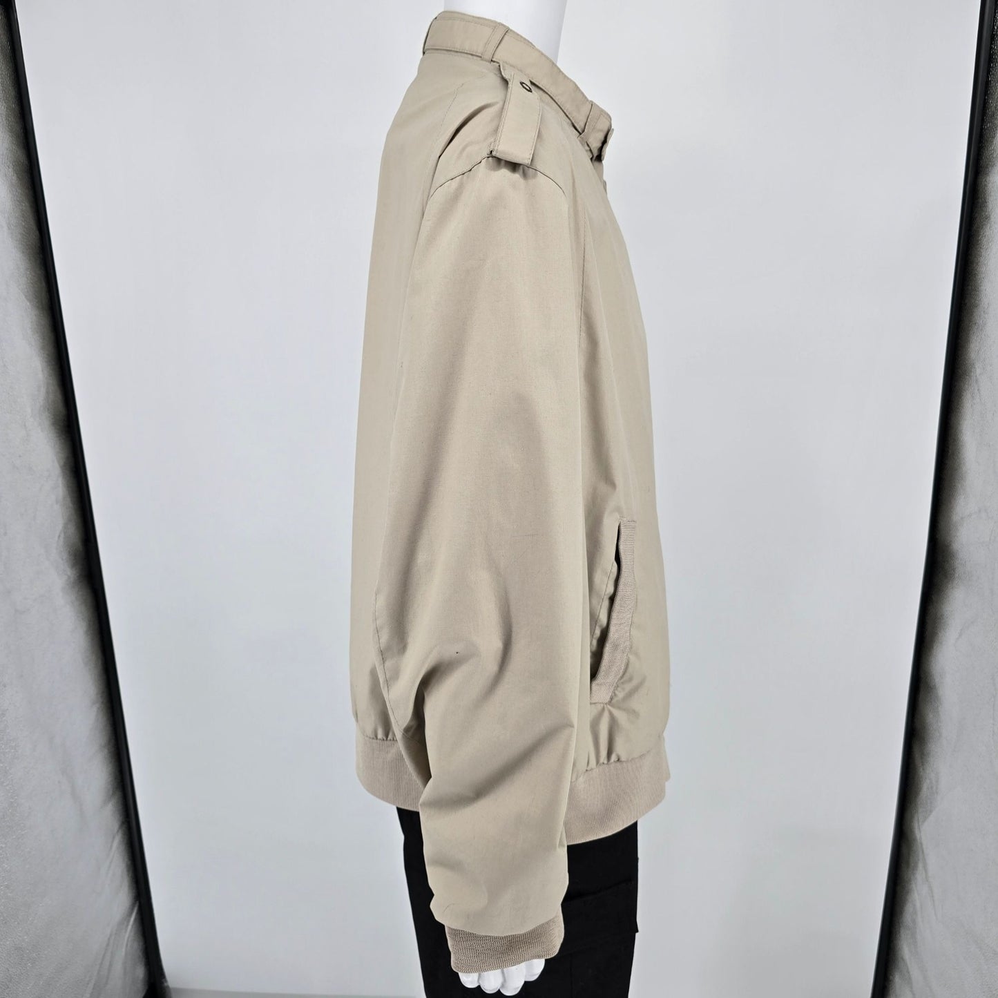 Vintage 1980s Members Only Zip-Front Beige Polycotton Racer Jacket (XL)