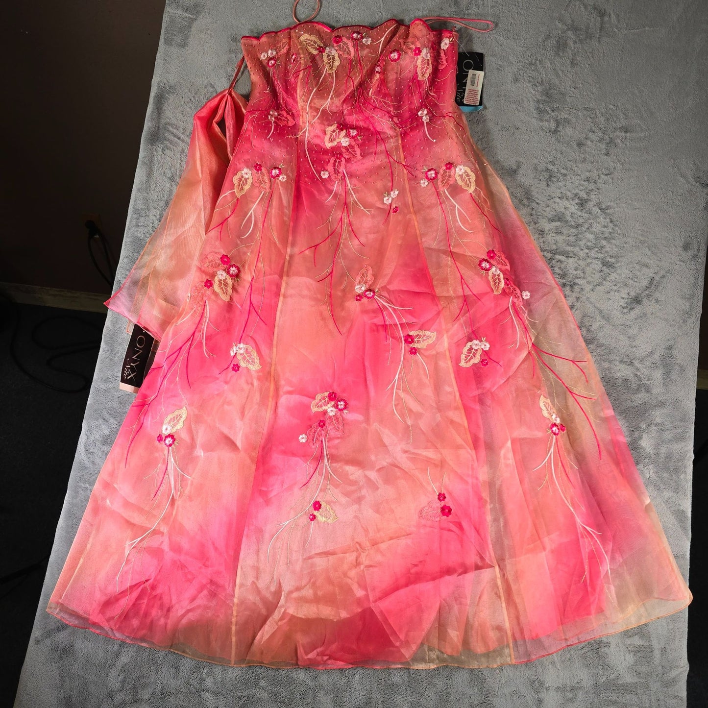 NWD Vintage Y2K Onyx Nite by Wendye Chaitin Pink Beaded Gown & Scarf Set (L)