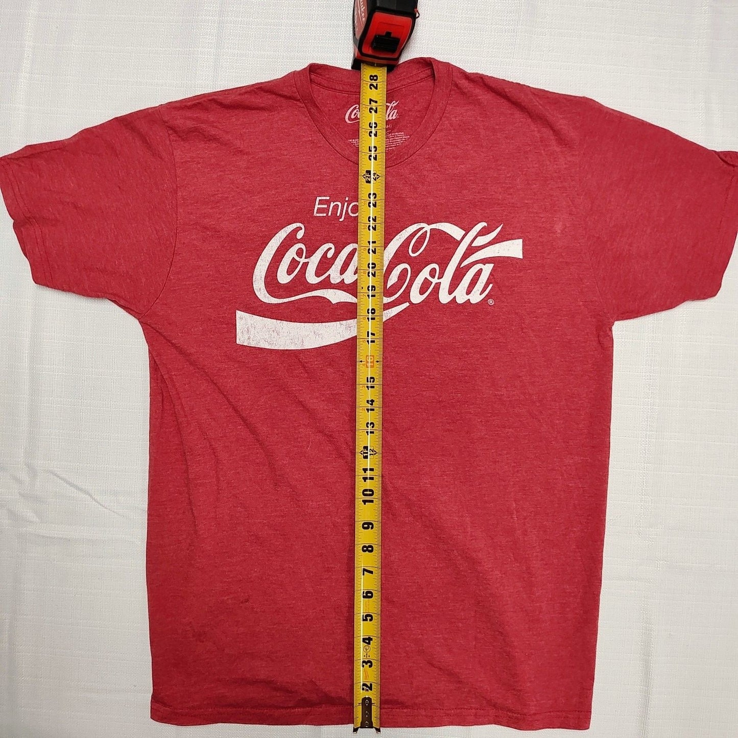 2017 Mad Engine Enjoy Coca-Cola Retro Logo Red Polycotton Graphic T-Shirt (L)