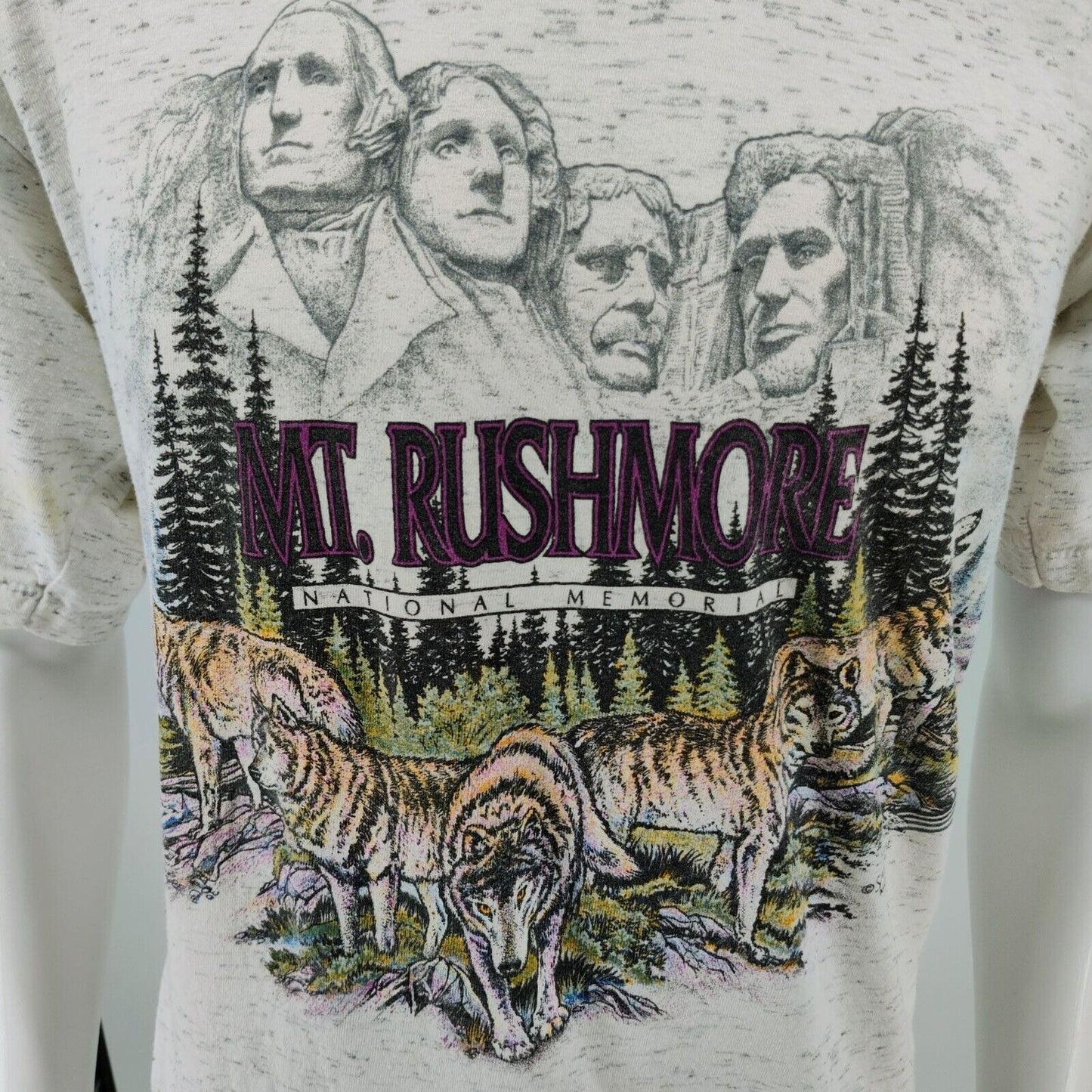 Vintage Single Stitch Mt. Rushmore National Memorial Wolf Graphic T-Shirt (L)
