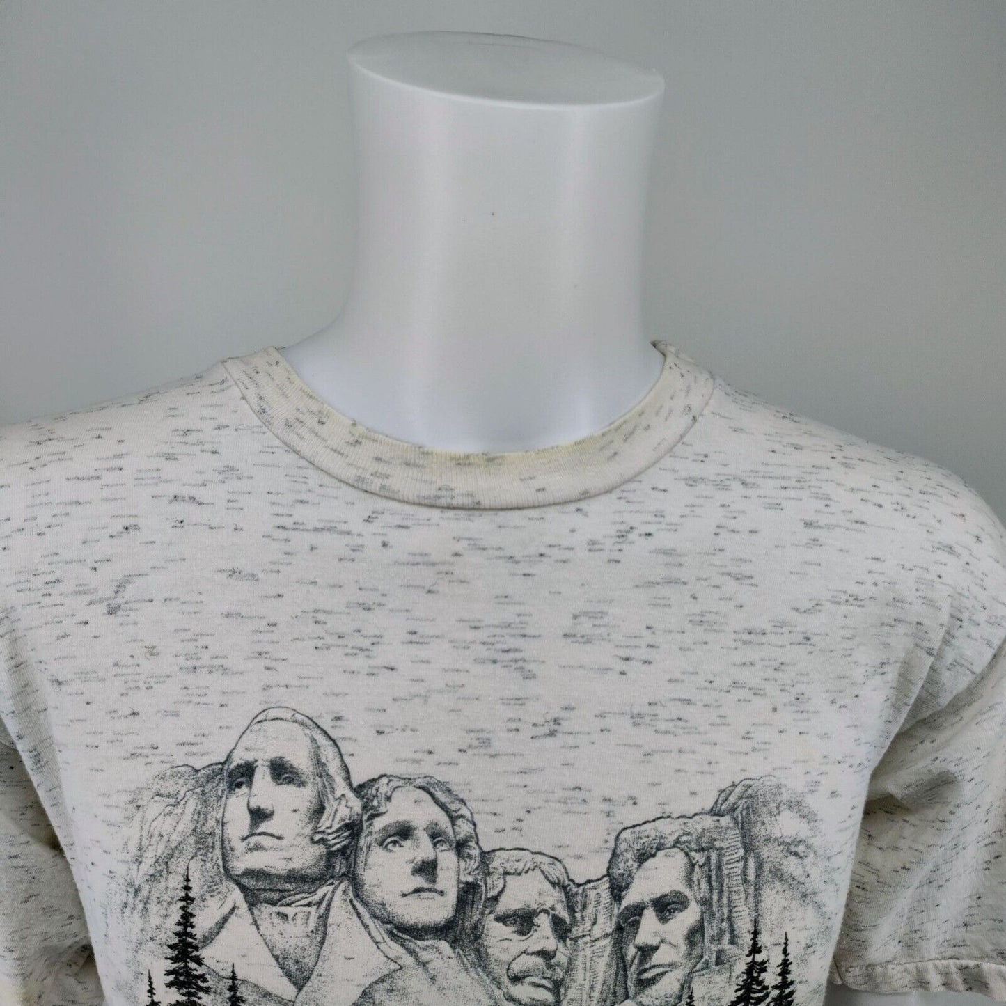Vintage Single Stitch Mt. Rushmore National Memorial Wolf Graphic T-Shirt (L)
