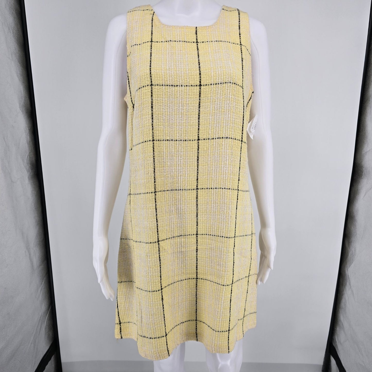 Vintage 1960s Yellow Windowpane Plaid Sleeveless Mod Shift Dress (Size 10/M)