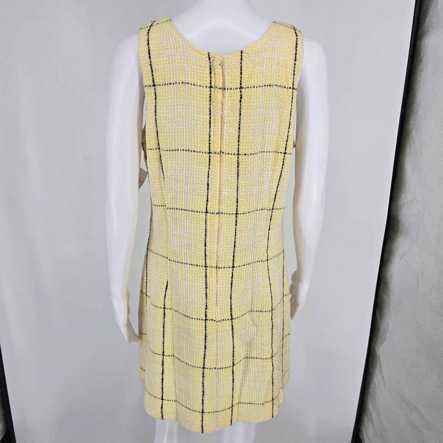 Vintage 1960s Yellow Windowpane Plaid Sleeveless Mod Shift Dress (Size 10/M)