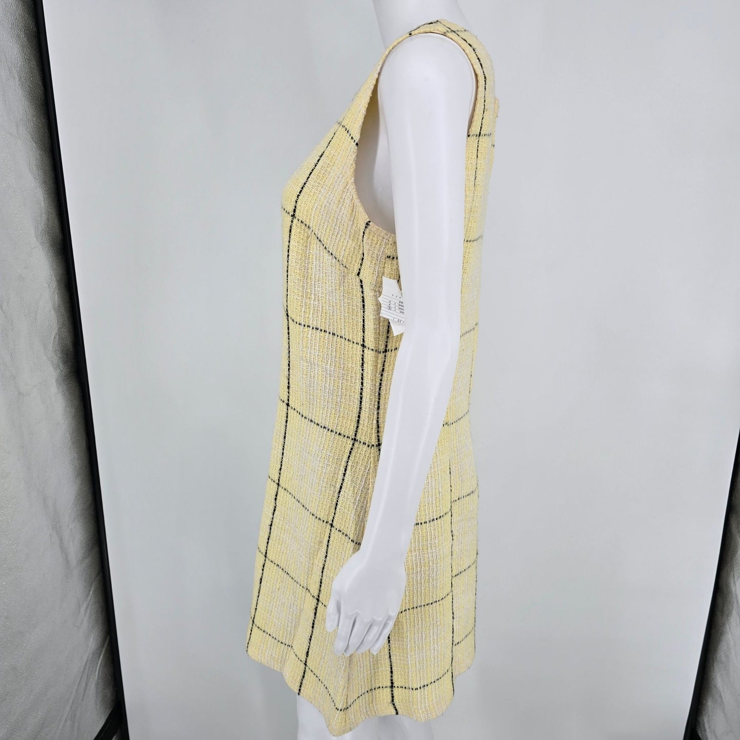 Vintage 1960s Yellow Windowpane Plaid Sleeveless Mod Shift Dress (Size 10/M)