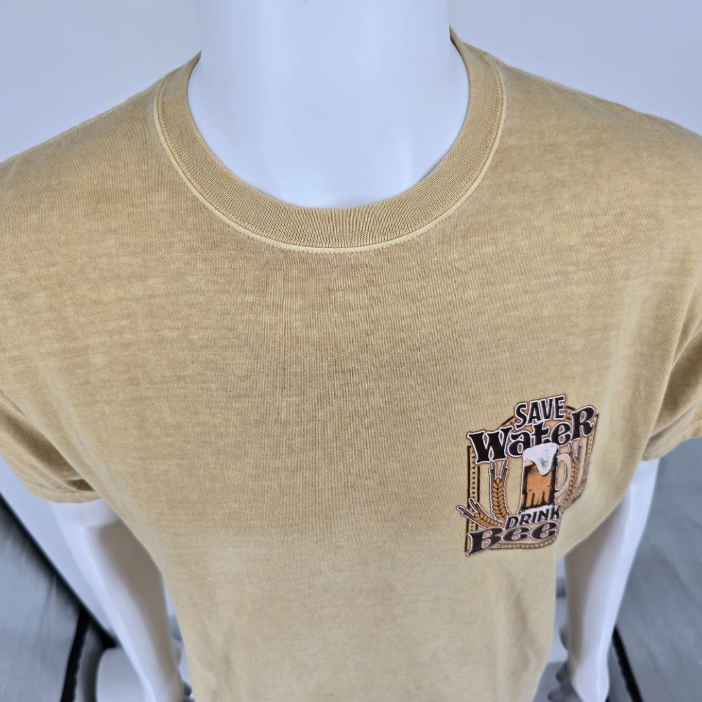 2023 Crazy Shirts "Save Water Drink Beer" Beer-Dyed Graphic T-Shirt (M)