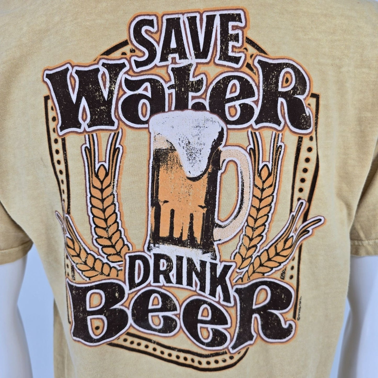 2023 Crazy Shirts "Save Water Drink Beer" Beer-Dyed Graphic T-Shirt (M)