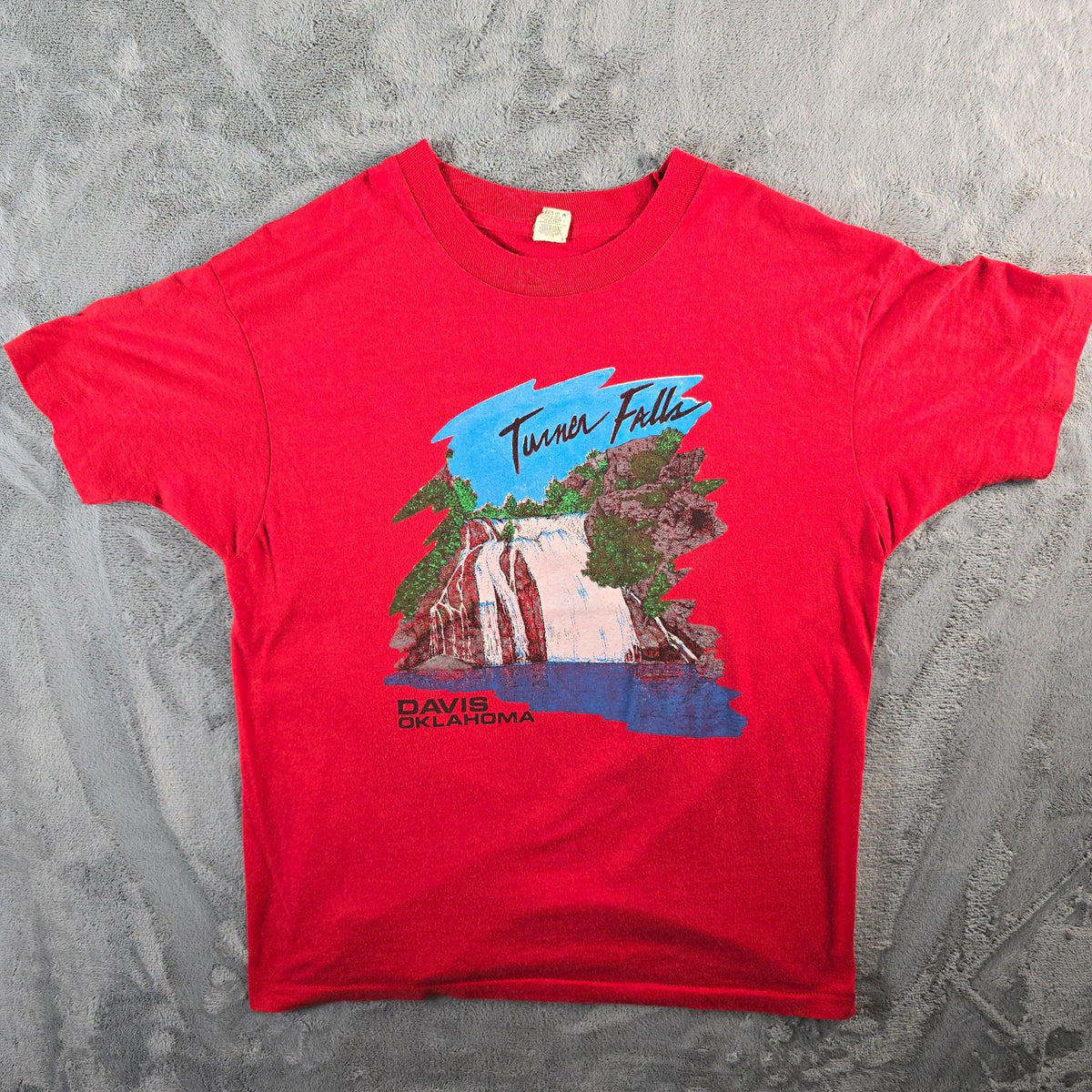 Vintage 1980s Screen Stars Turner Falls Davis Oklahoma Waterfall T-Shirt (M)