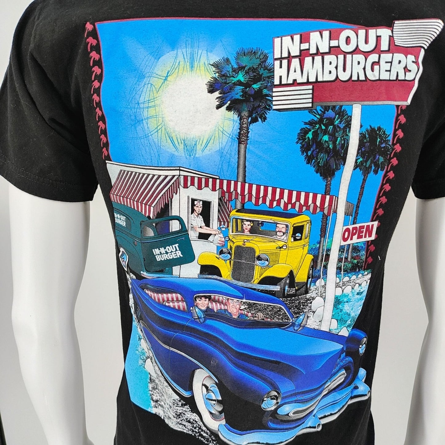 In-N-Out Burger California 2012 Classic Cars Black Graphic Art T-Shirt (Small)