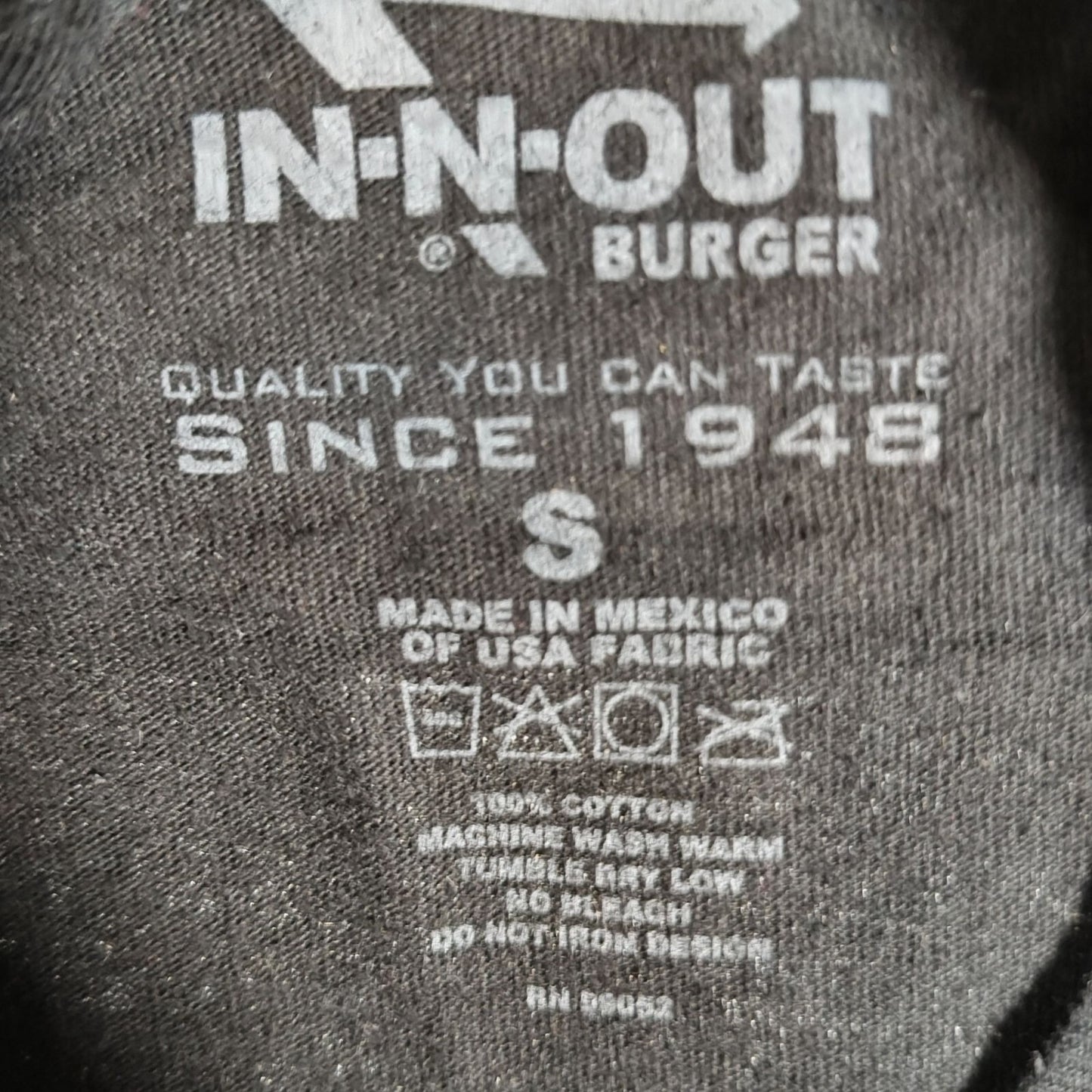 In-N-Out Burger California 2012 Classic Cars Black Graphic Art T-Shirt (Small)