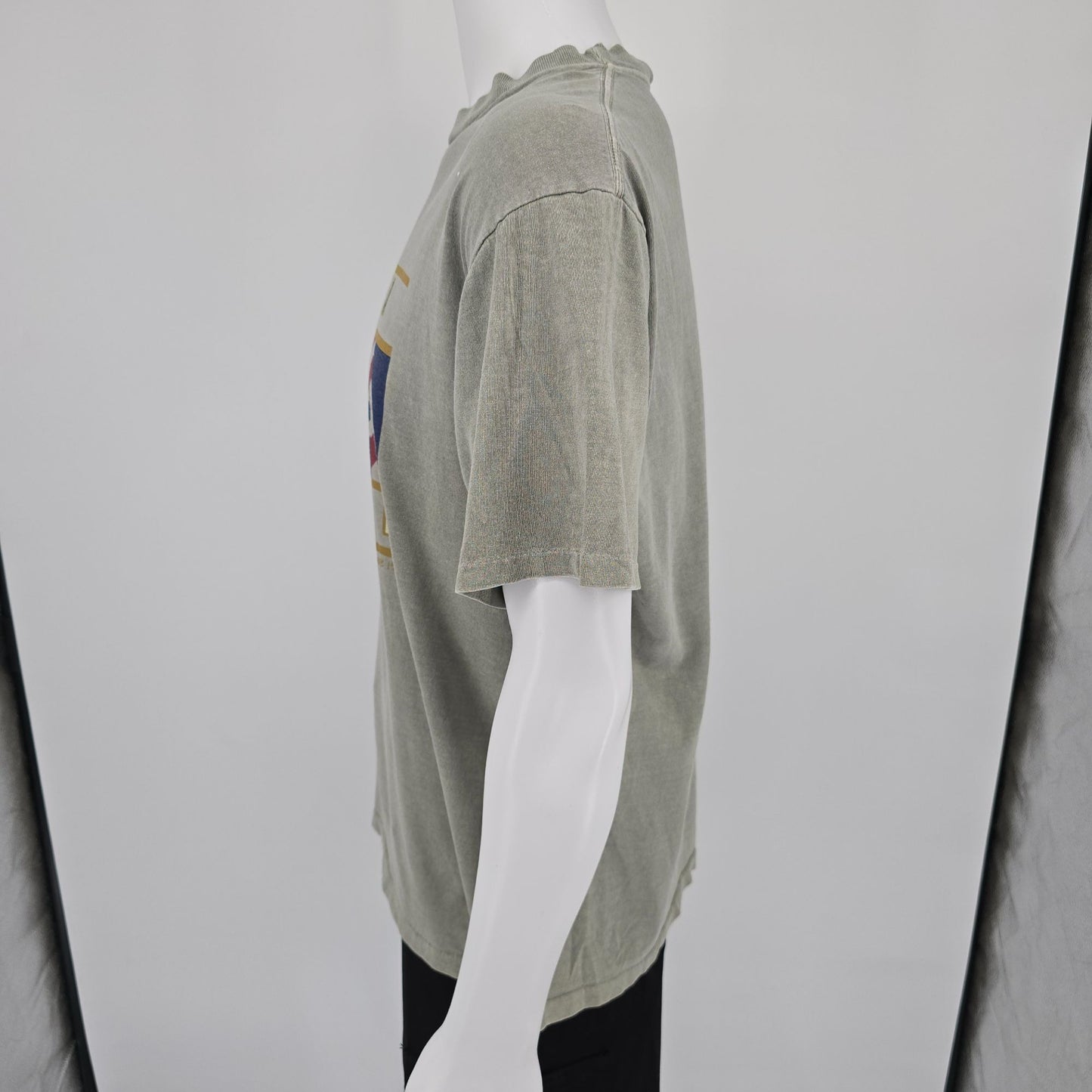 Vintage 190s Sgt. Leisure Kona Hawaii Oversized Sailboat Graphic T-Shirt (L)