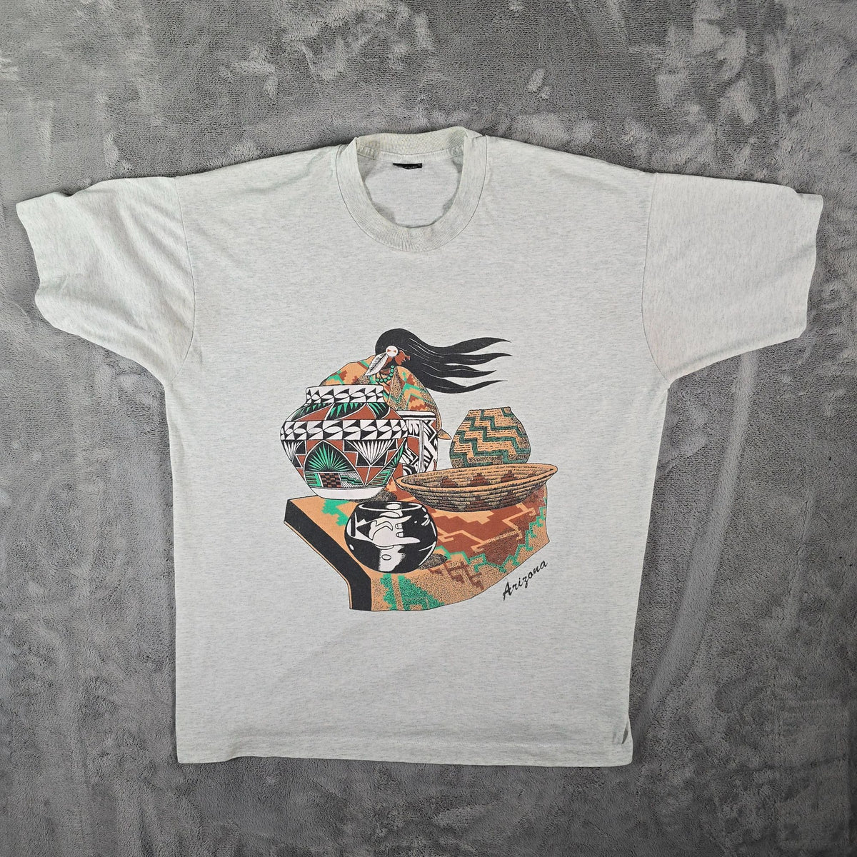 Vintage 1990s Fruit of the Loom Best Arizona Southwestern Pottery T-Shirt (XL)