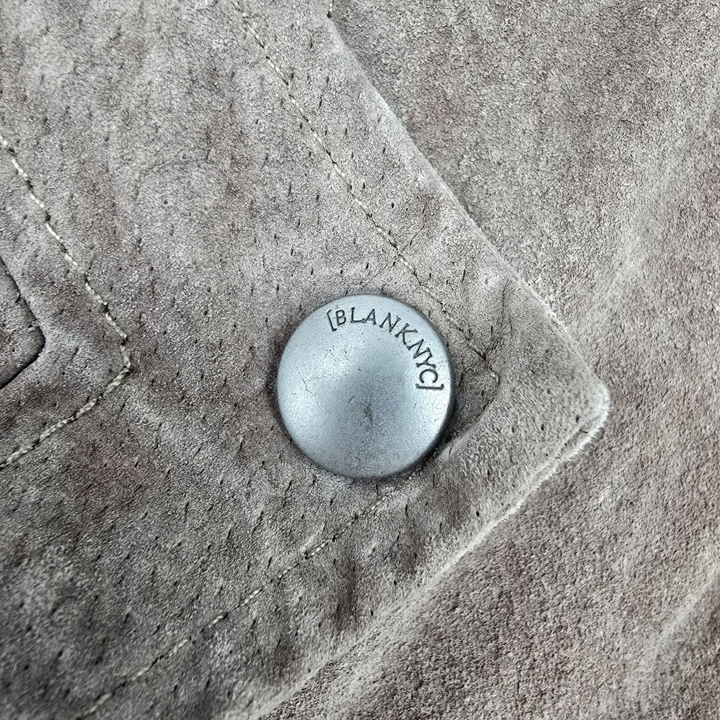 2010s Distressed [BLANKNYC] Cropped Suede French Taupe Moto Jacket (Small)