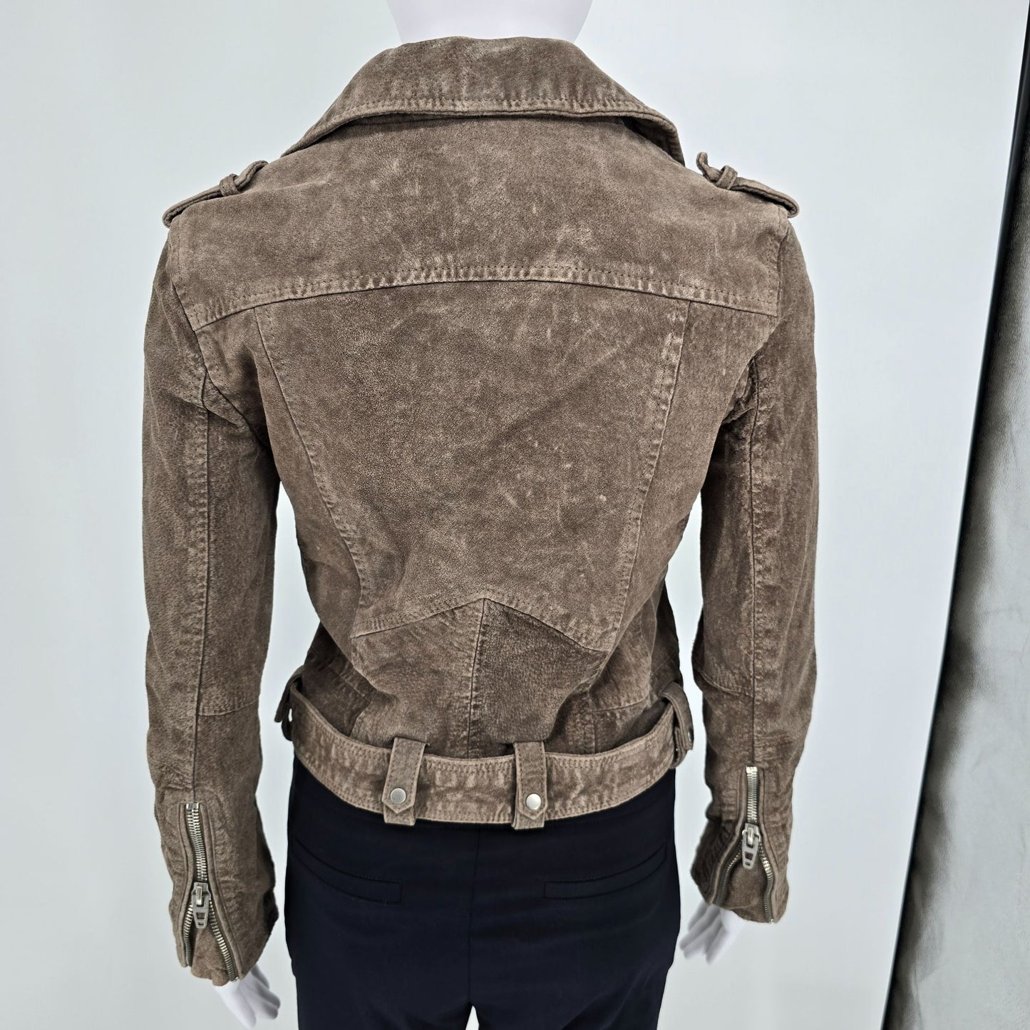 2010s Distressed [BLANKNYC] Cropped Suede French Taupe Moto Jacket (Small)