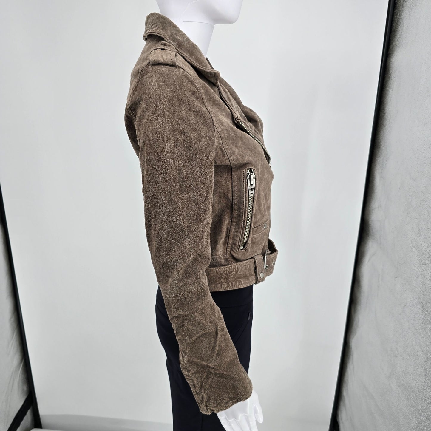 2010s Distressed [BLANKNYC] Cropped Suede French Taupe Moto Jacket (Small)