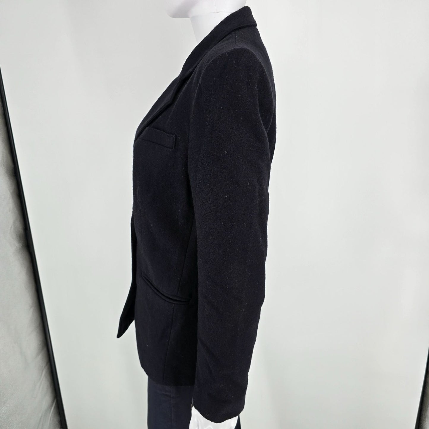 Vintage 1980s Haberdasher Women's Black Double-Breasted Wool Blazer (Small)