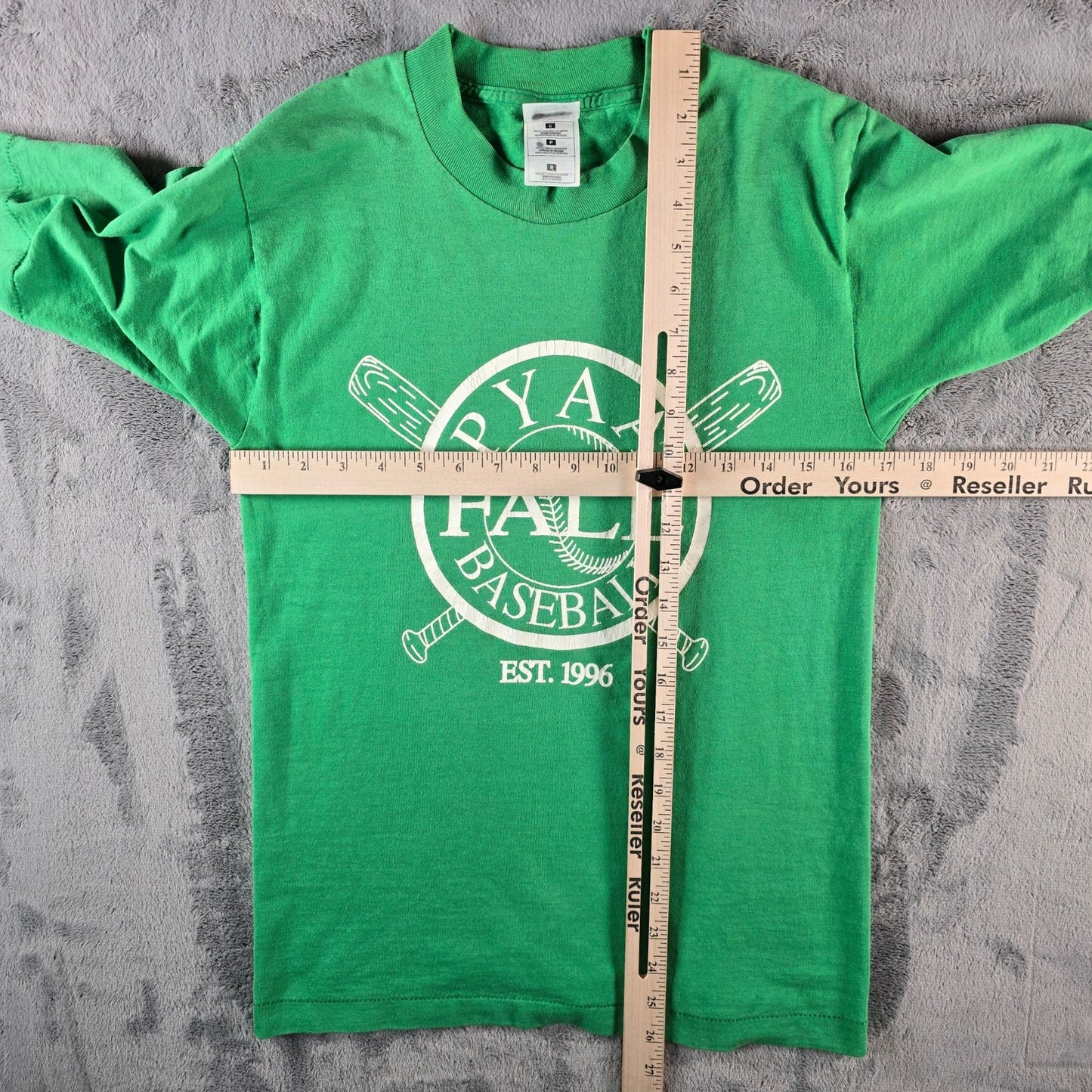 Vintage 1990s Fruit of The Loom Beset Green PYAA Fall Baseball T-Shirt (XS/S)
