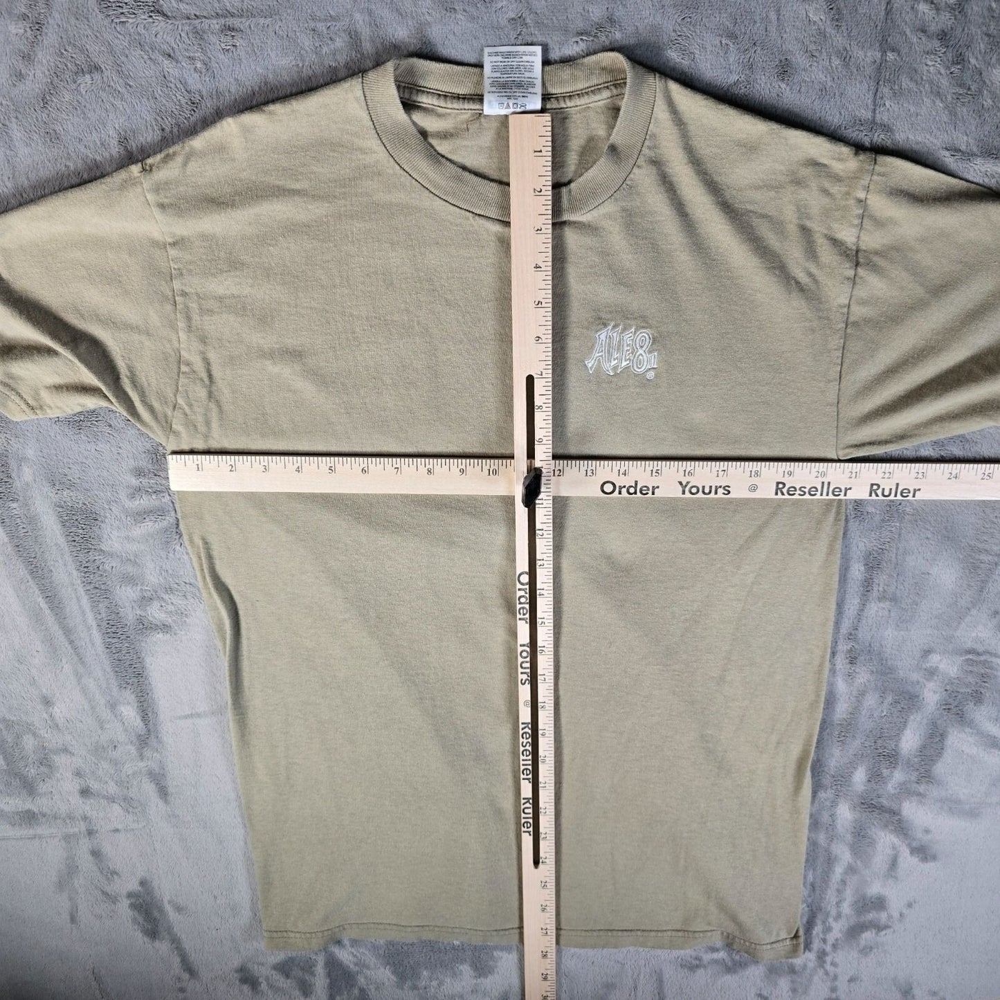 Vintage 2000s Jerzees Activewear Ale-8-One Embroidered Logo T-Shirt (M)