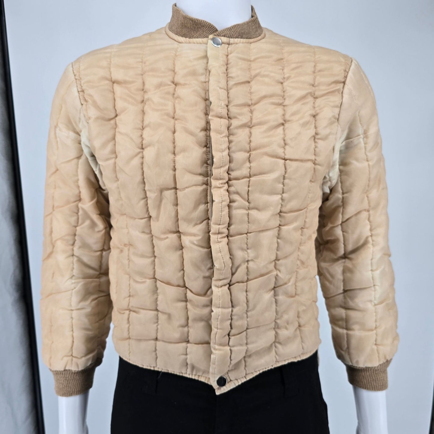 Vintage 1960s "By JALS" Tan Quilted Jacket w/ Waffle Knit Thermal Lining (XS)