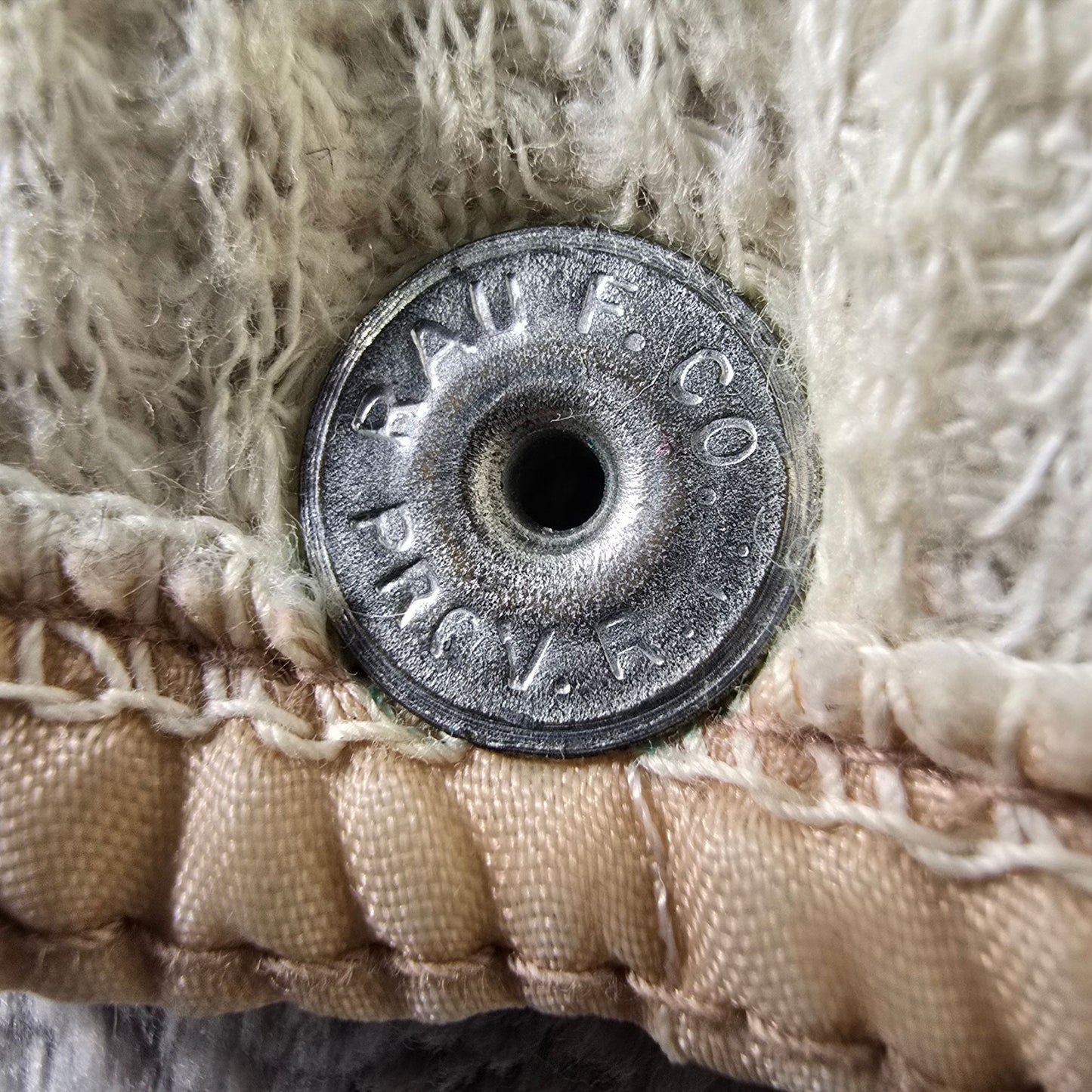 Vintage 1960s "By JALS" Tan Quilted Jacket w/ Waffle Knit Thermal Lining (XS)