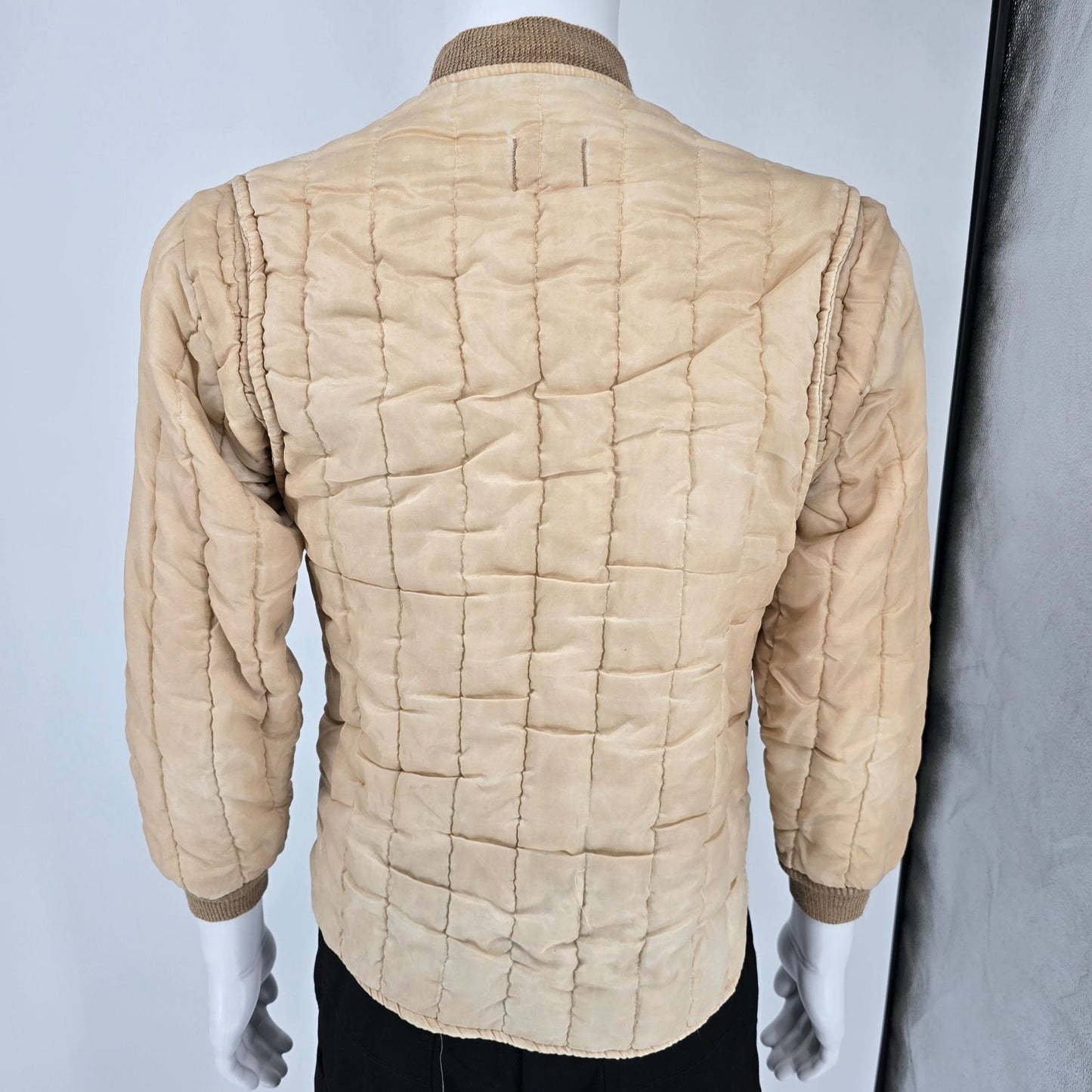 Vintage 1960s "By JALS" Tan Quilted Jacket w/ Waffle Knit Thermal Lining (XS)