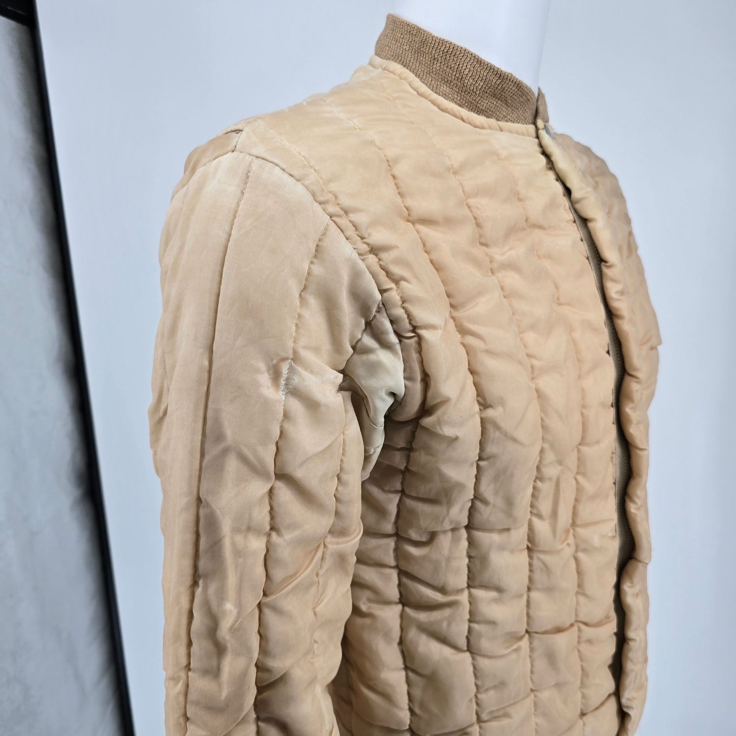 Vintage 1960s "By JALS" Tan Quilted Jacket w/ Waffle Knit Thermal Lining (XS)