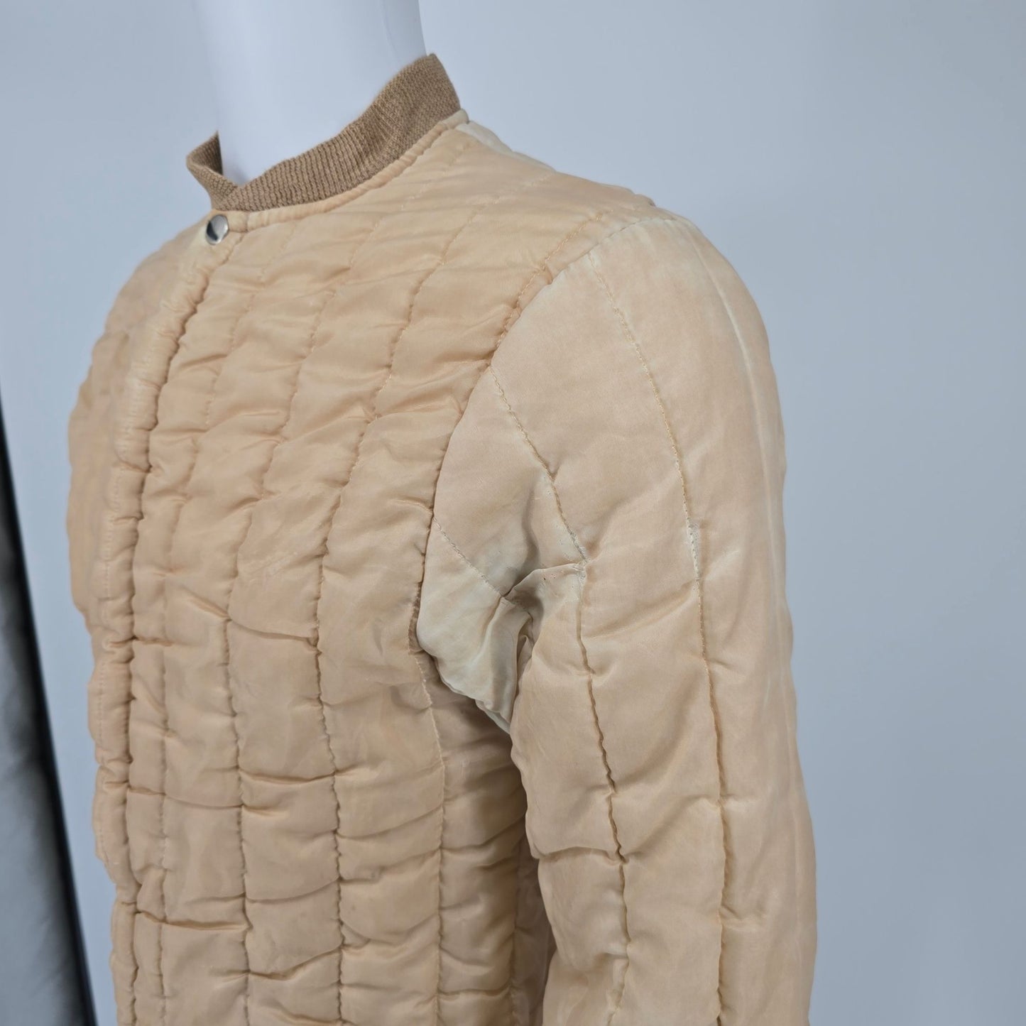 Vintage 1960s "By JALS" Tan Quilted Jacket w/ Waffle Knit Thermal Lining (XS)