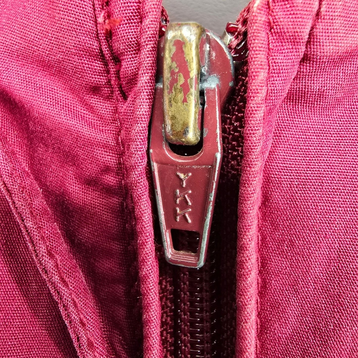 Vintage 1980s Members Only Burgundy/Wine Polycotton Zip-Front Racer Jacket (L)