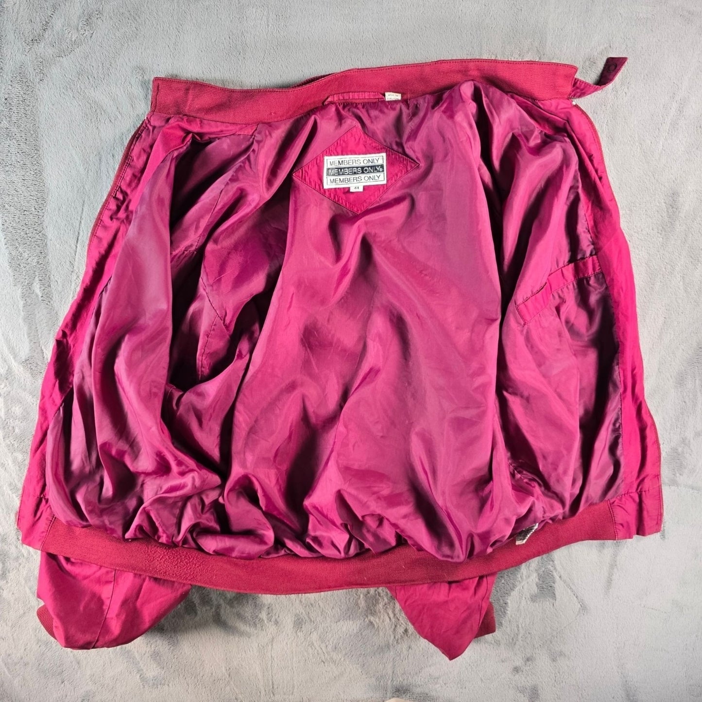 Vintage 1980s Members Only Burgundy/Wine Polycotton Zip-Front Racer Jacket (L)