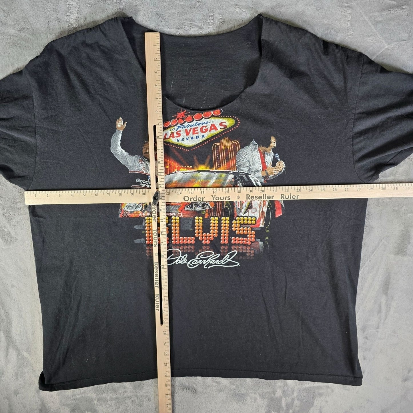 2000s Chase Authentics Dale Earnhardt & Elvis Las Vegas NASCAR T-Shirt (3XL/4XL)