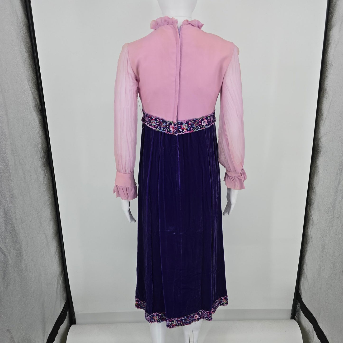 Distressed Vintage 1970s Pink Chiffon/Purple Velvet Metal Zip Empire Dress (XS)
