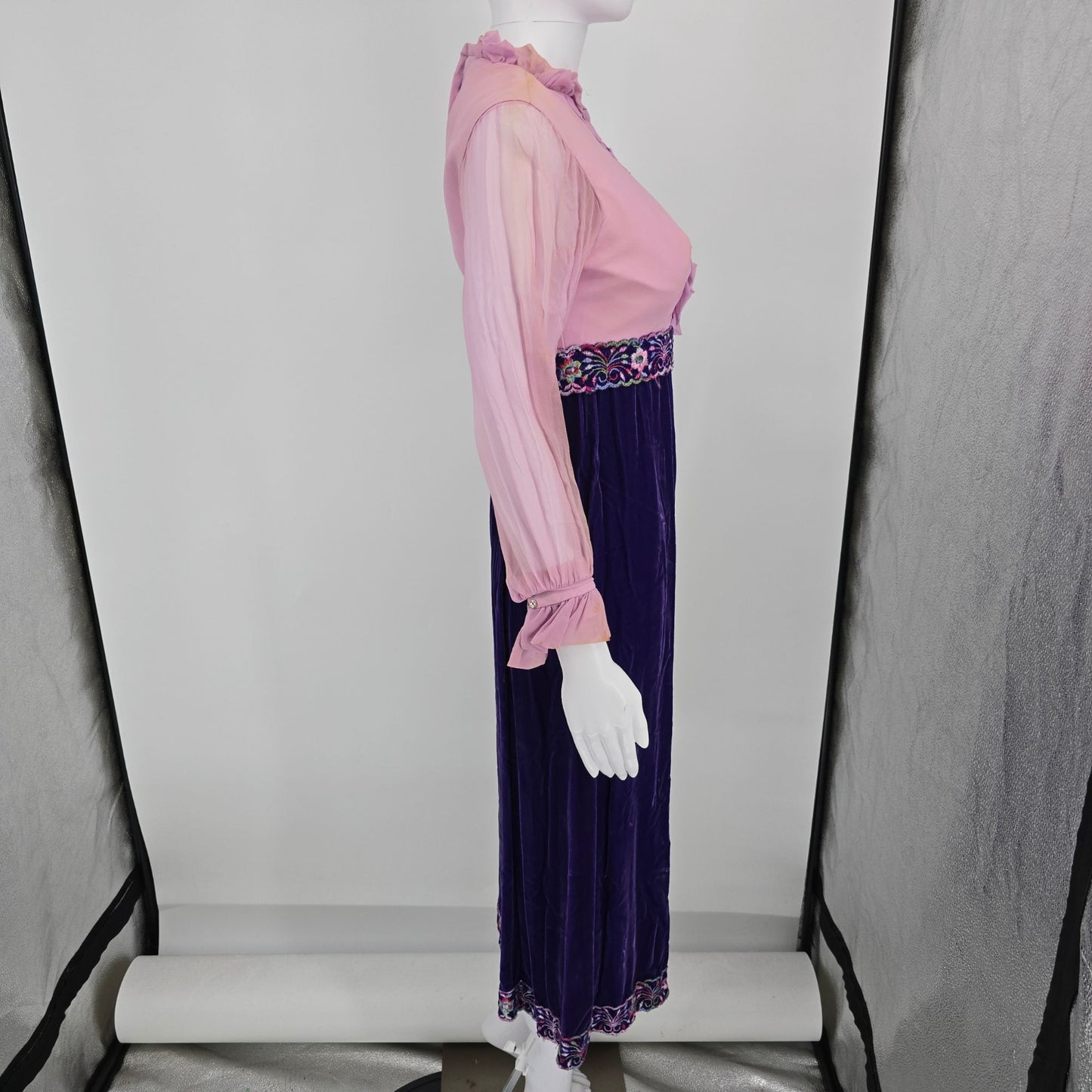 Distressed Vintage 1970s Pink Chiffon/Purple Velvet Metal Zip Empire Dress (XS)