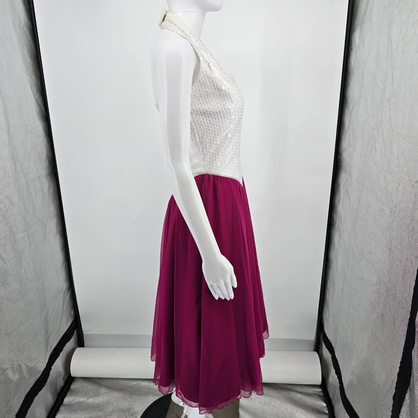Vintage 1980s Rivar's Sequined Halter Performance/Party Dress (Junior's Small)