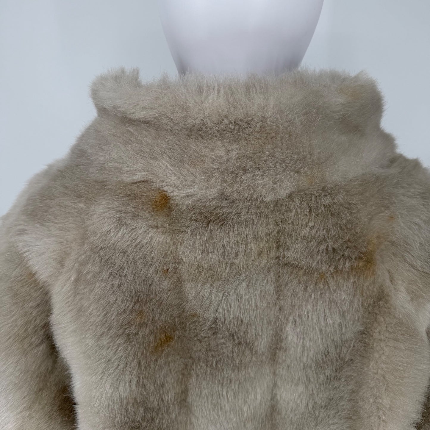 Vintage 1970s Neiman-Marcus Marissa Ferrere Light Gray Plush Faux Fur Jacket (L)